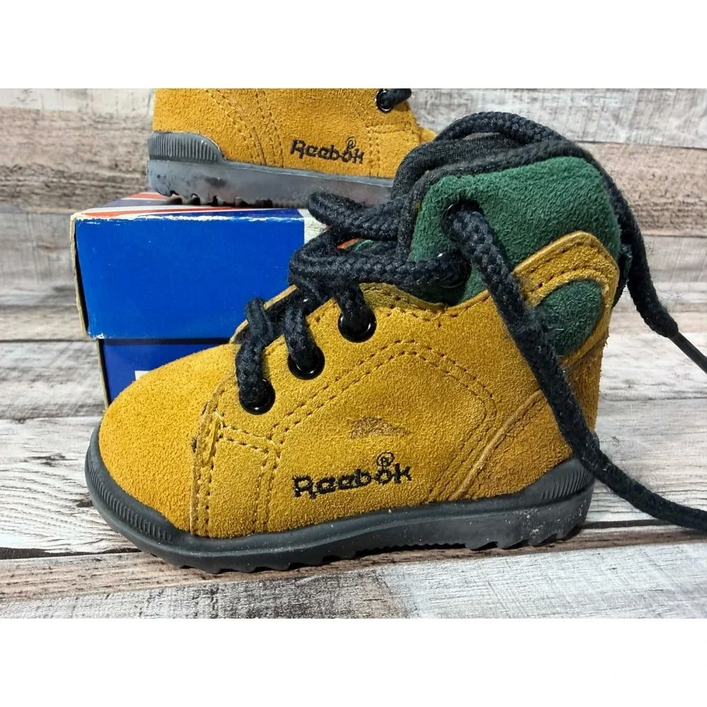 New Vintage Toddler Reebok Boots Brown Green‎ Size 2